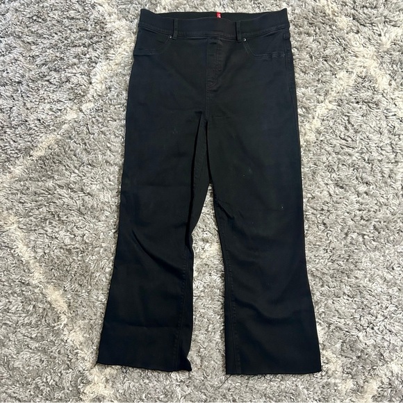 Spanx The Perfect High Rise Cropped Flare Jeans in Black sz XL - Picture 2 of 4